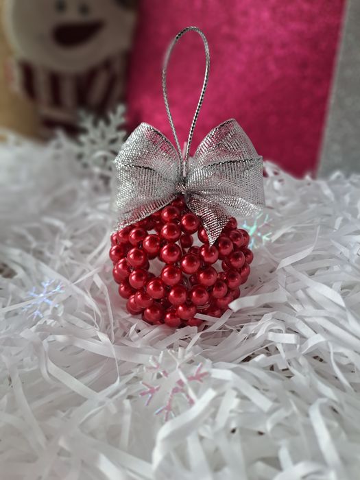 Коледна топка от перли