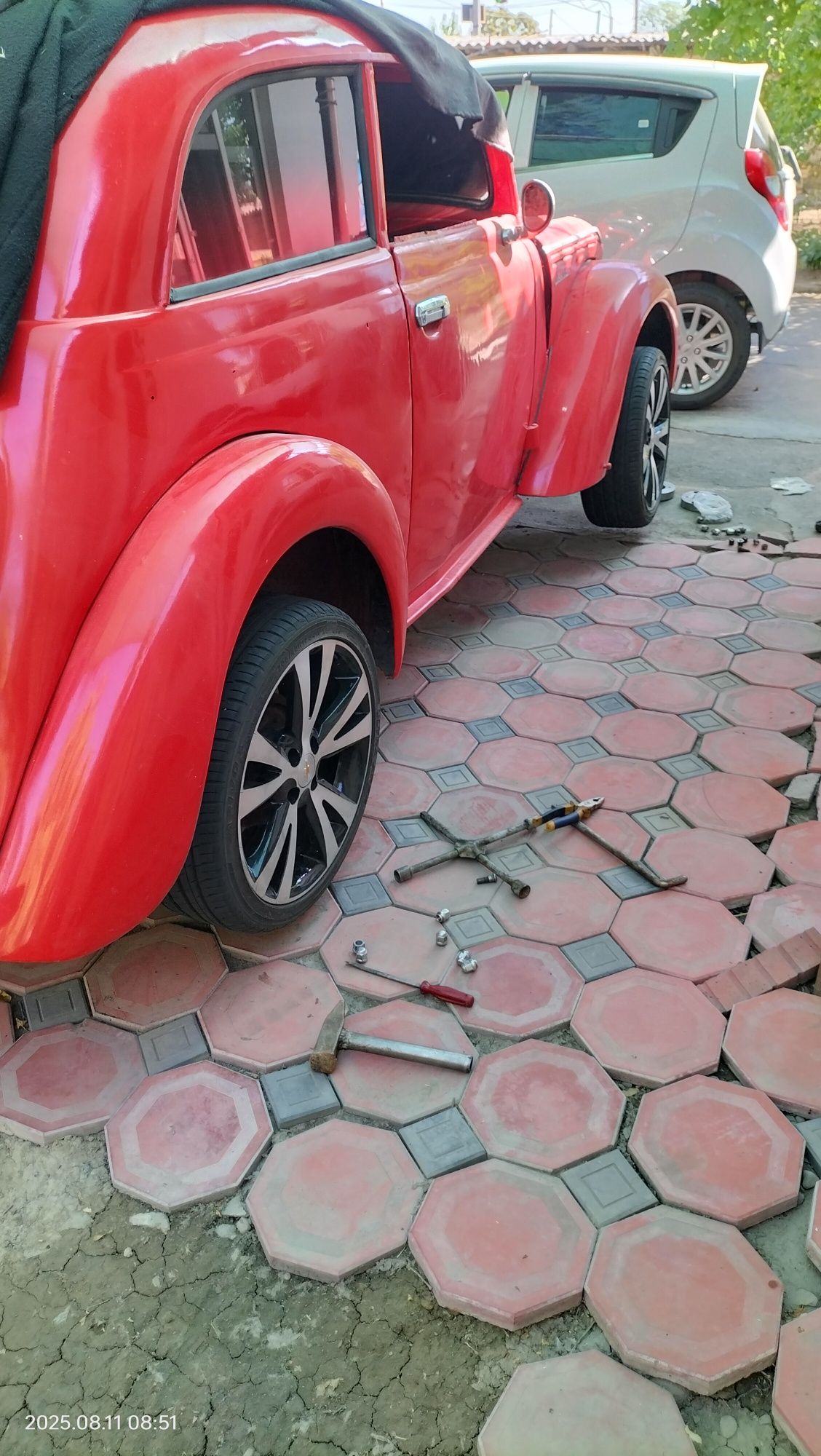 401 Ретро автомобил
