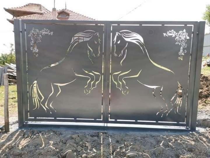 Porti, garduri si balustrade debitate CNC