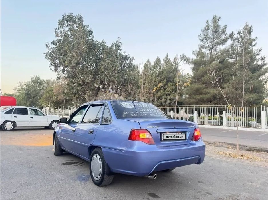 Нексия 2 Сотилади