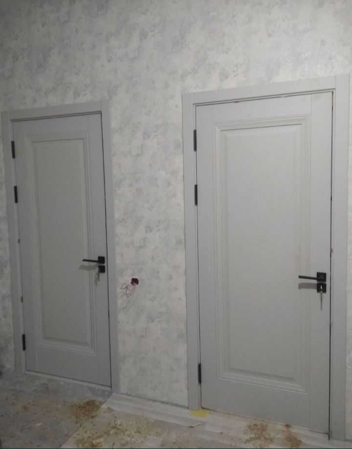 Установка плинтуса доборы и обшивки.