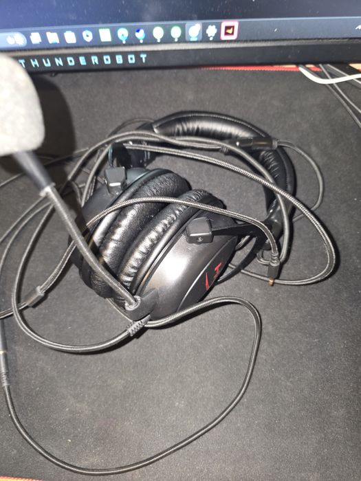 Продам Hyperx cloud 2