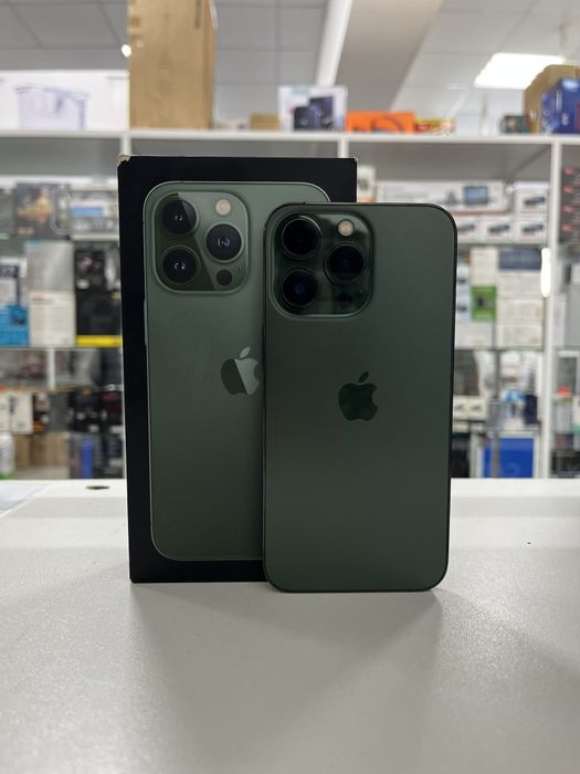 Apple iPhone 13 Pro , 256gb, 77%.