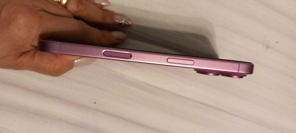 Vand I phone 16 roz perfecta stare 256GB,nou