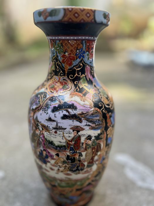 Ваза Satsuma geisha 20 век