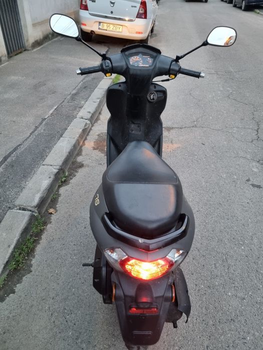 Scuter PEUCEOT K1 KISBEE 49cm Perfect funcțional sa da și la schimb