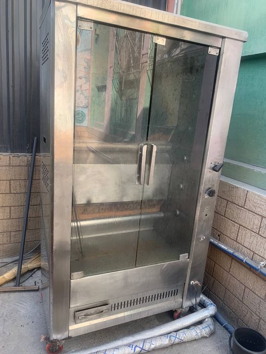 Грилл аппарат Пимак. Ишлаши зўр 30 талик газли холати яхши айби йўқ.