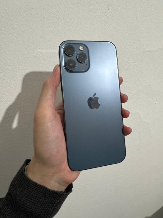 Обмен на iPhone 15 Pro с доплатой