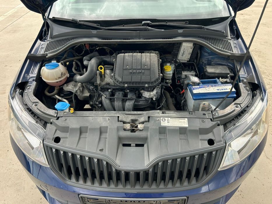 Vând skoda fabia euro 6 2015
