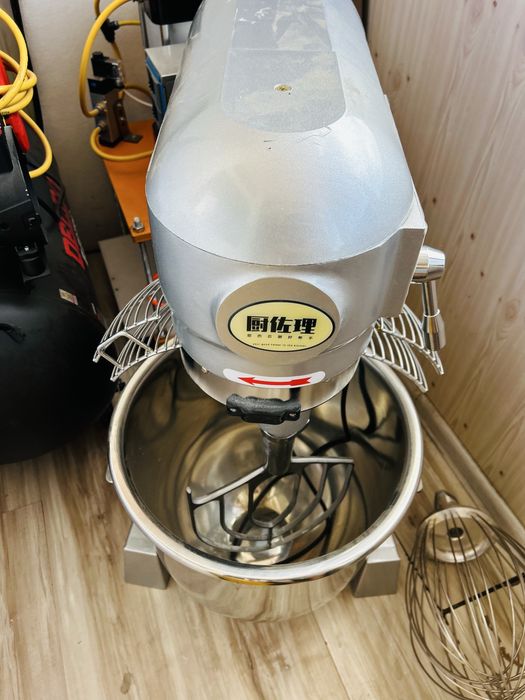 Тестомес профессиональный