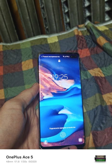 Продам Самсунг с10+