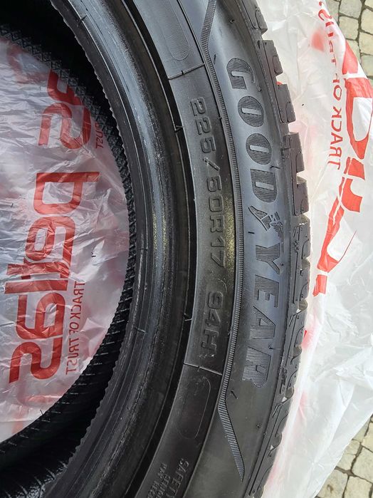GOODYEAR ULTRAGRIP Performace 3 225/50R17 94H M+S