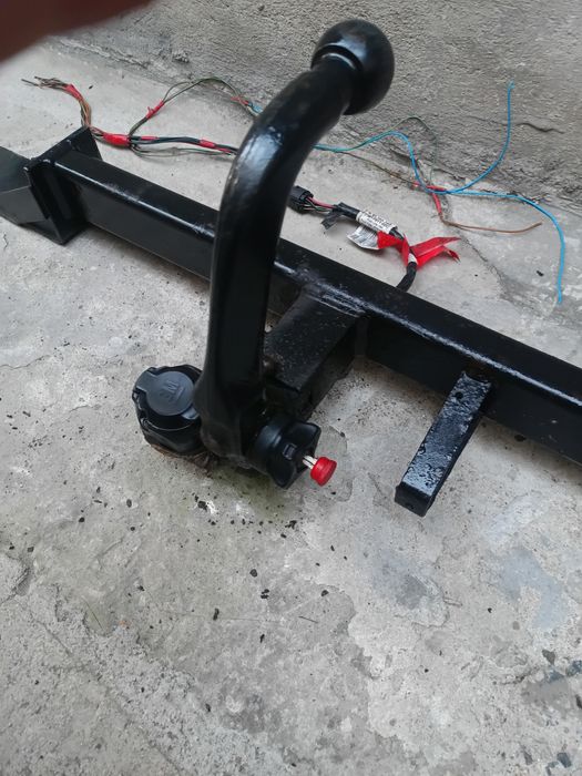 Vând cârlig remorca Opel Meriva