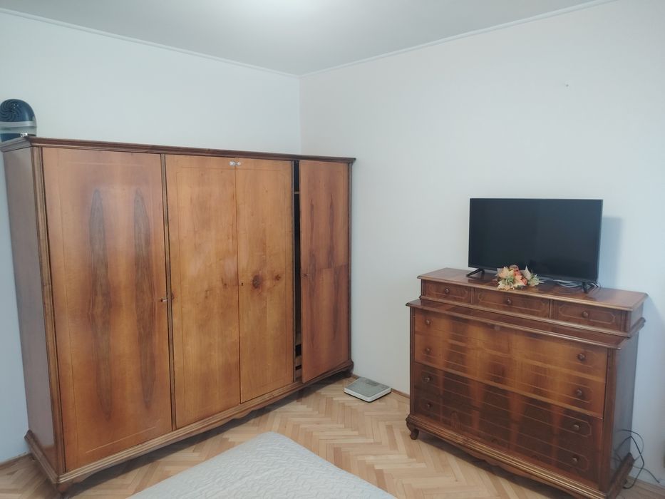 Eroii Revoluției langa metrou, decomandat,mobilat,utilat 370 de euro