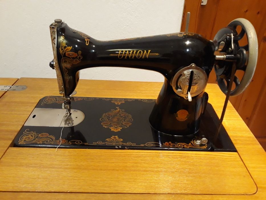 Продавам шевна машина Union