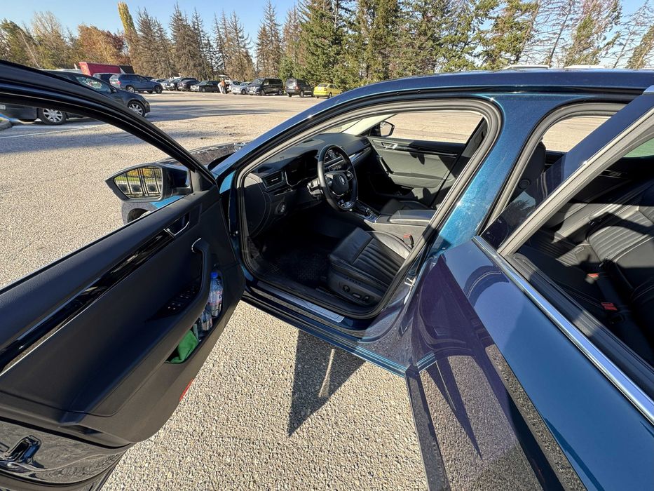 Skoda Superb L&K 2.0TDI 4x4 200 кс. 53000 km