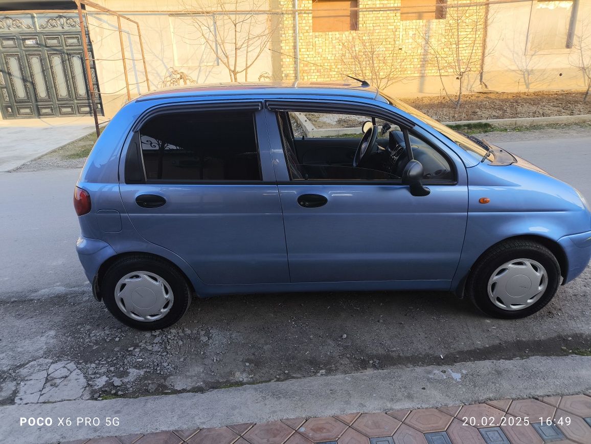Matiz sotiladi xolati yaxshi kandisaner bor
