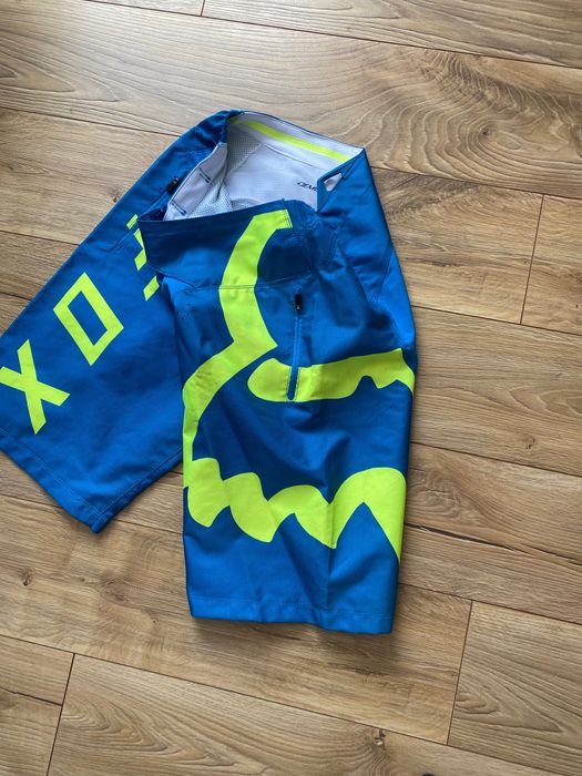 FOX DEMO-pantaloni sport , stare foarte buna , pt barbati