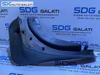Aparatoare Protectie Noroi Roata Janta Dreapta Fata Ford Kuga 1 2008 - 2013 Cod 8V4J-16A262-AD 8V4J16A262AD