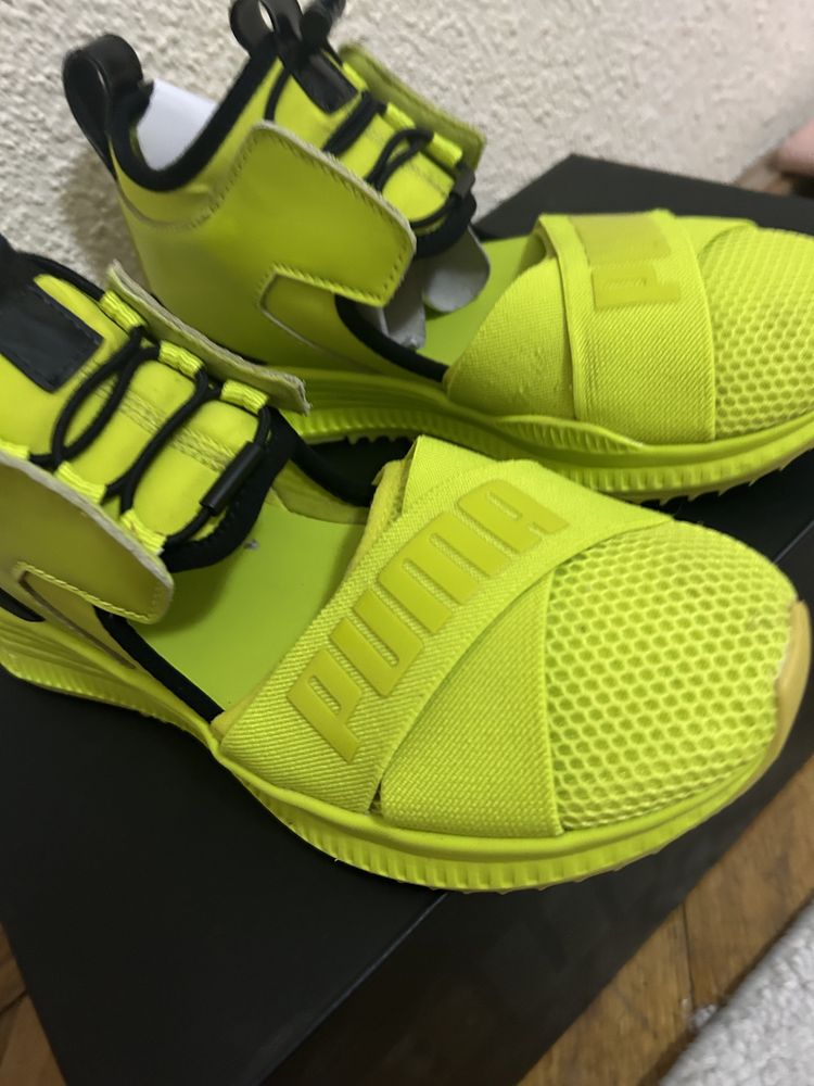 Vand adidasi Puma fenty by Rihanna