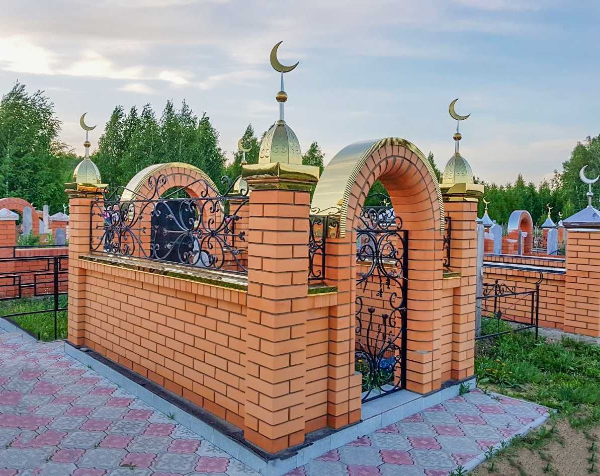Куполы и полумесяцы для мечетей и мазаров