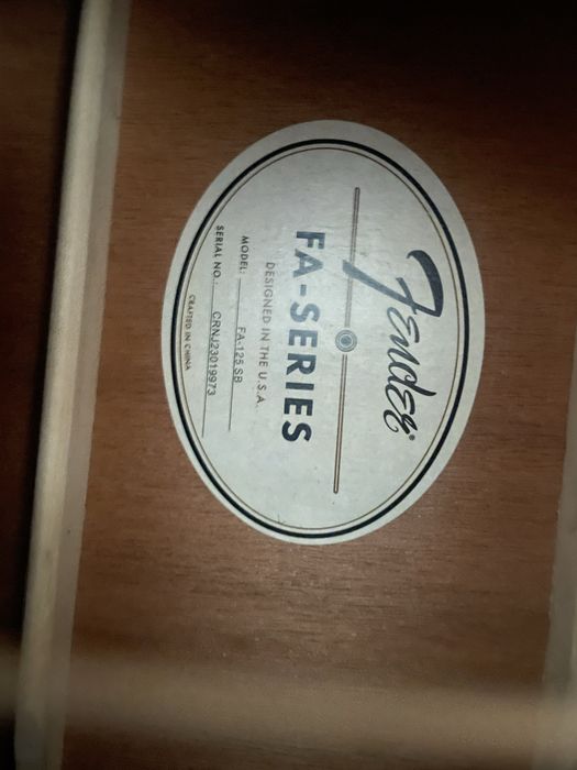 Chitara Feder ca noua