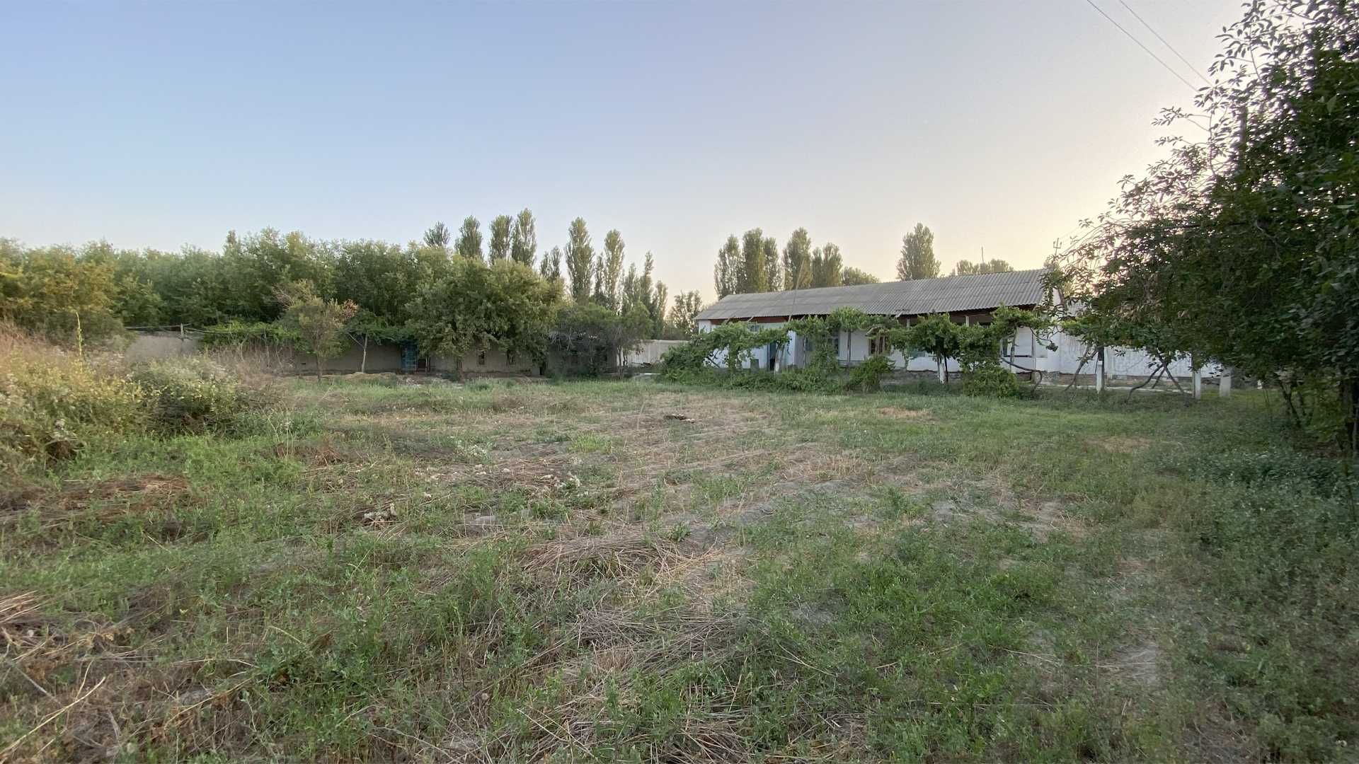 16 sotixli katta hovli, Rishton Avazboyda sotuvda!