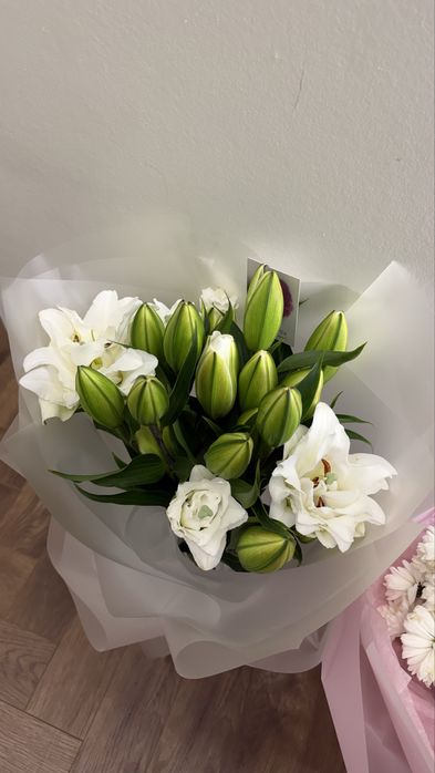 Продам красивый букет