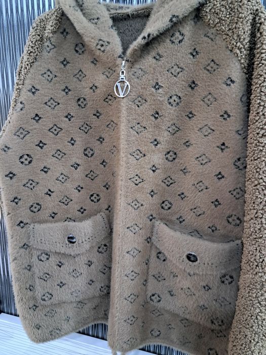 Нова кашмирена жилетка