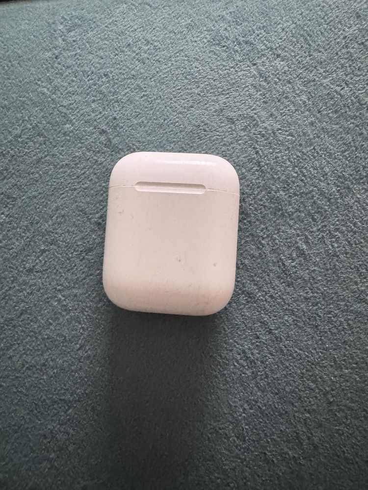 Продам Air pods 1