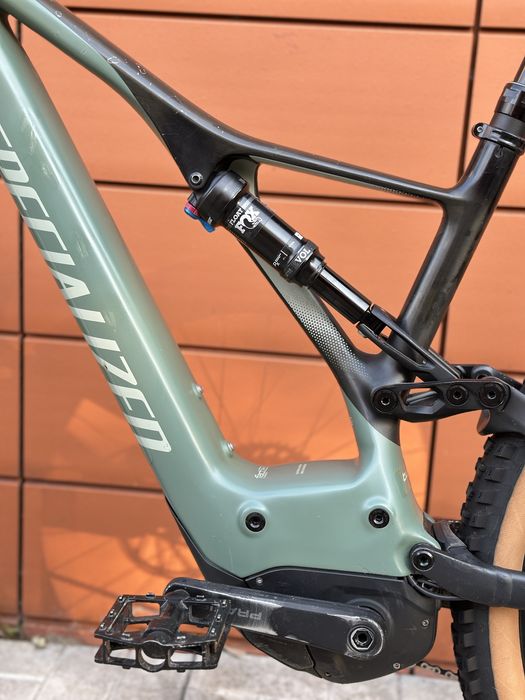 Електрически велосипед Specialized Turbo Levo Expert Carbon L 700Wh