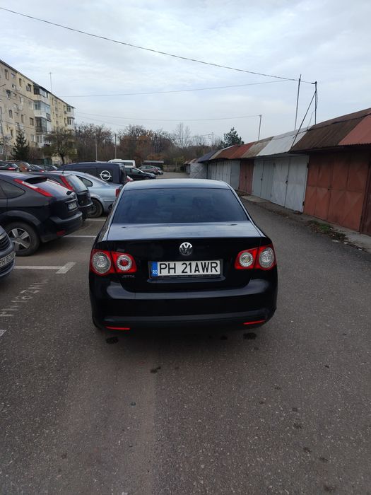 Vând  wv jeta 1.6 benzina toate actele la  zi ofer fiscal ..negociabil