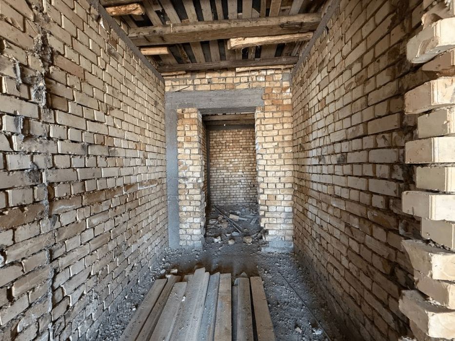 Продаётся участок, Мать и Дитя .