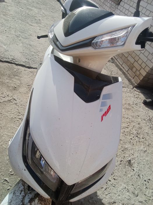 Скутр хороший без царапин