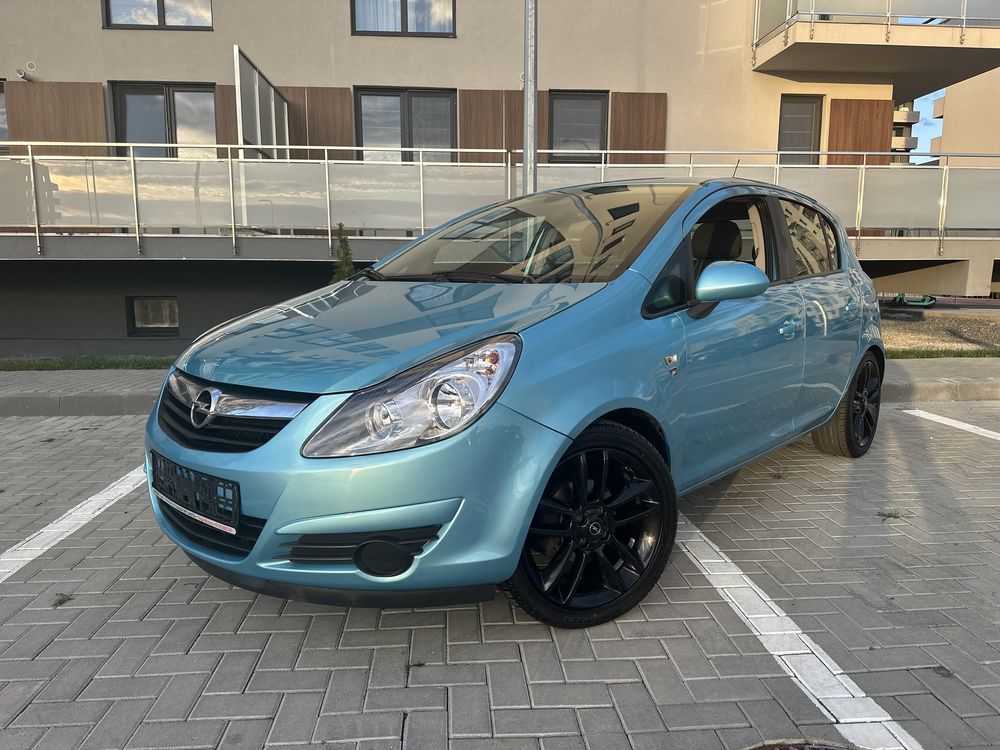 Opel Corsa •BENZINA•111 Jahre•Import recent•