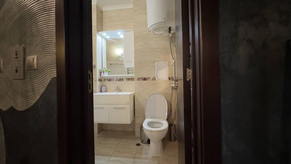 Двустаен, под наем, кв. Сарафово