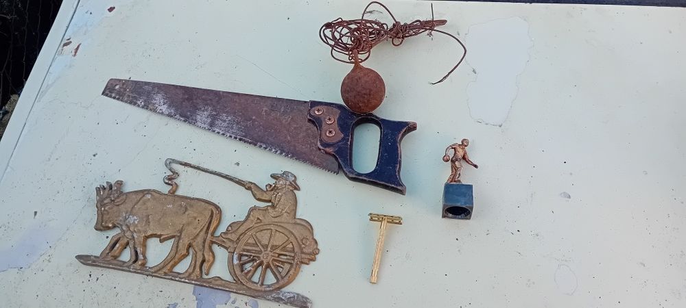 Obiecte vechi  de vânzare