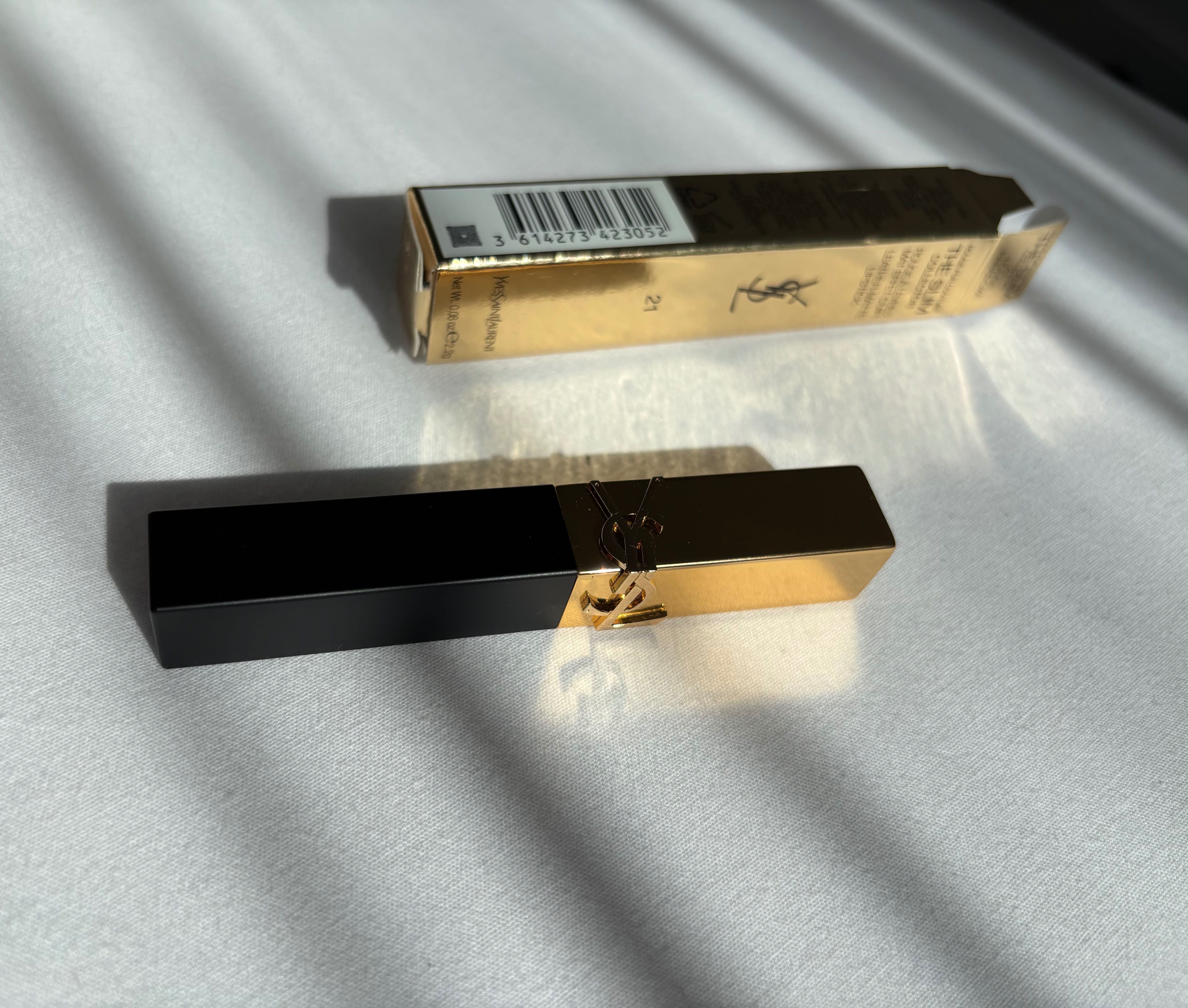 YVES SAINT LAURENT Rouge червило стик