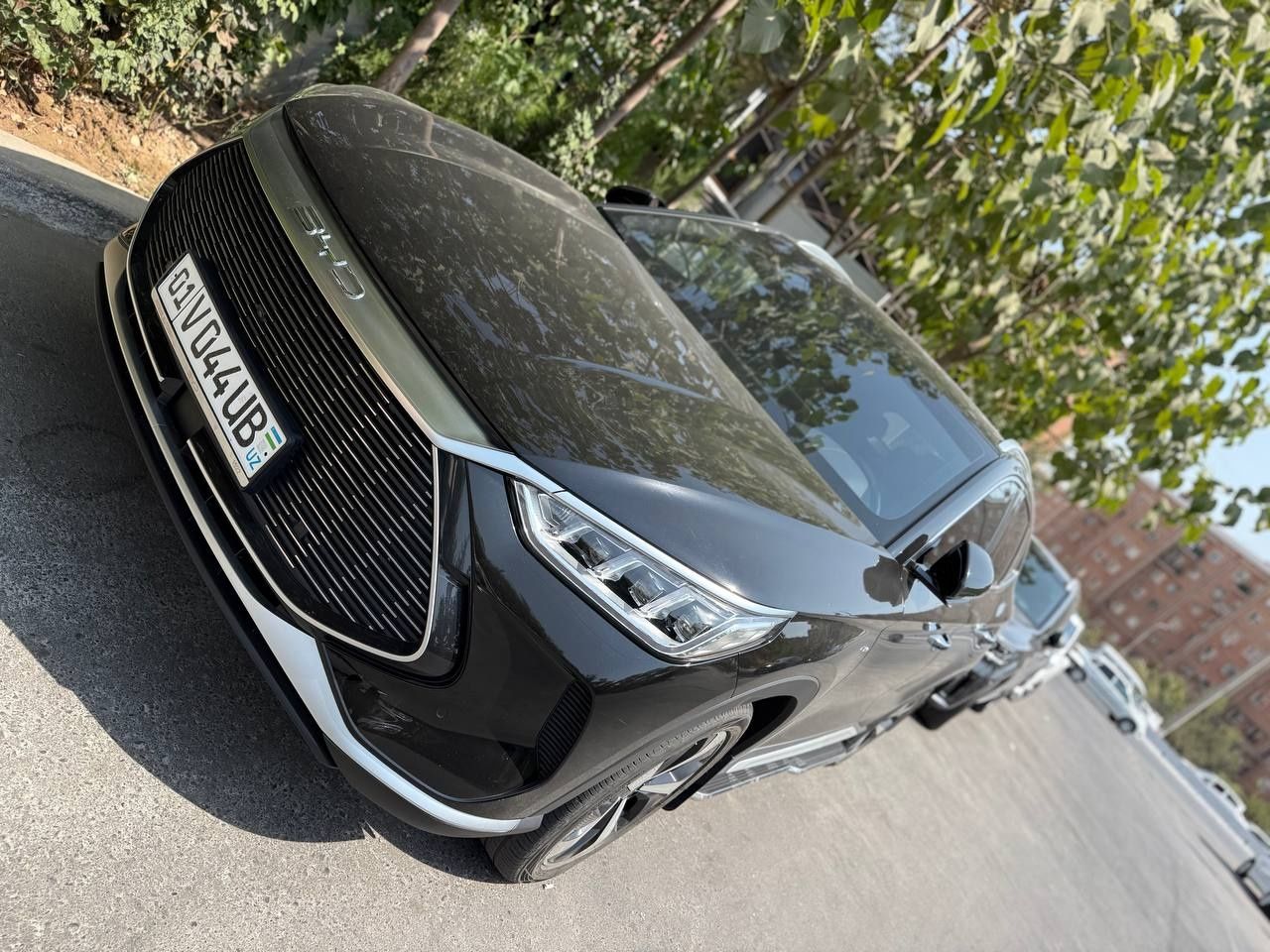 BYD 2024 yil 43000 pirabig kraska toza 3 pazitsiya 4 balon tortadi