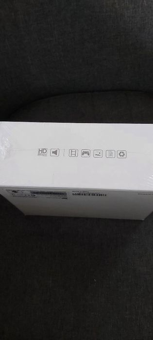 Miniproiector Q1 nou