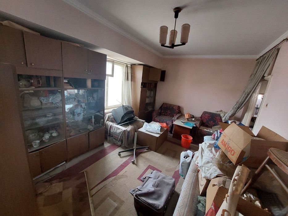 Продам однокомнатную квартиру в Яшнабадском районе. Рисовый базар