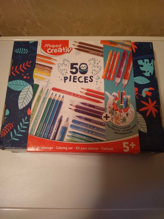 Set creativ pentru colorat- 50 piese