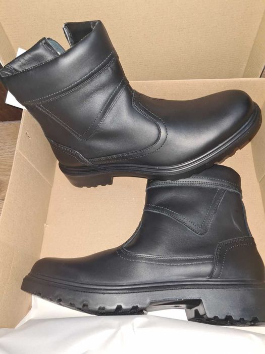 Зимни мъжки кожени боти от естесвена кожа 42 номер