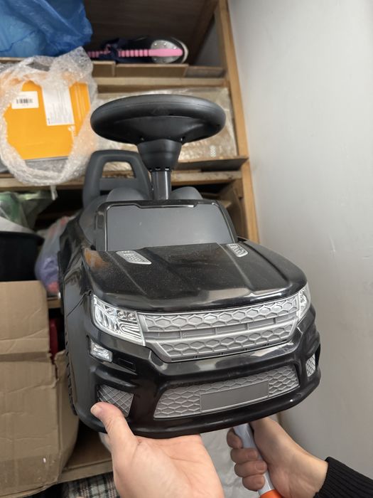 Продам детскую машинку