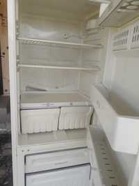 Холодильник в рабочем состоянии>STINOl
