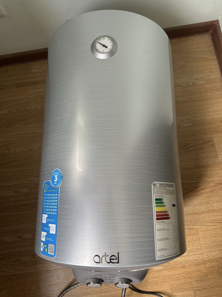 Продается водонагреватель Artel