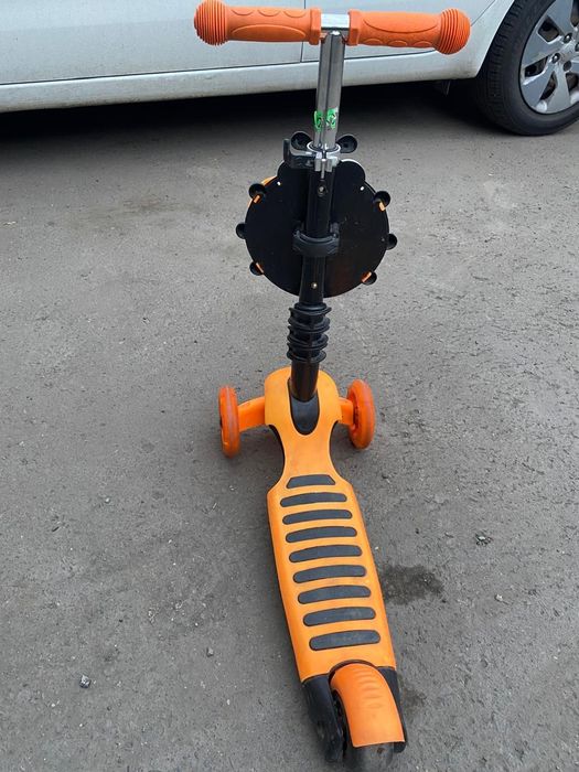 Продам самокат детский