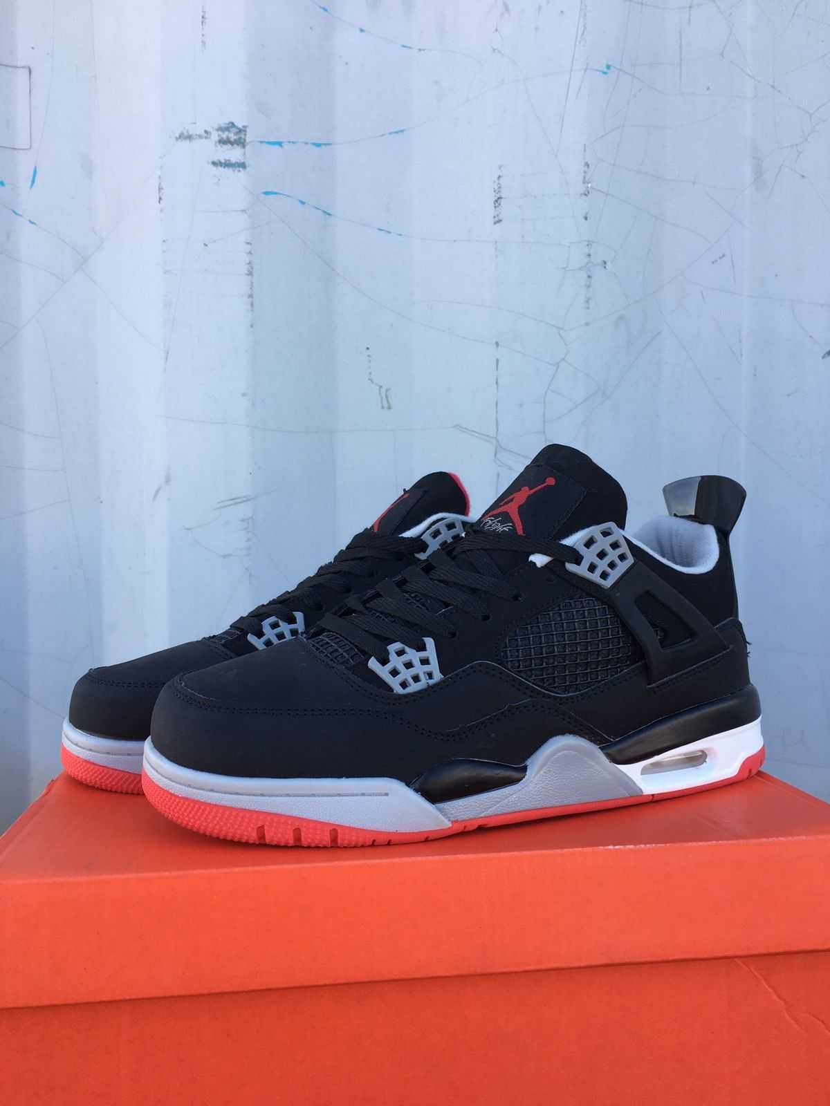 Кроссовки Nike Air Jordan 4 черный с