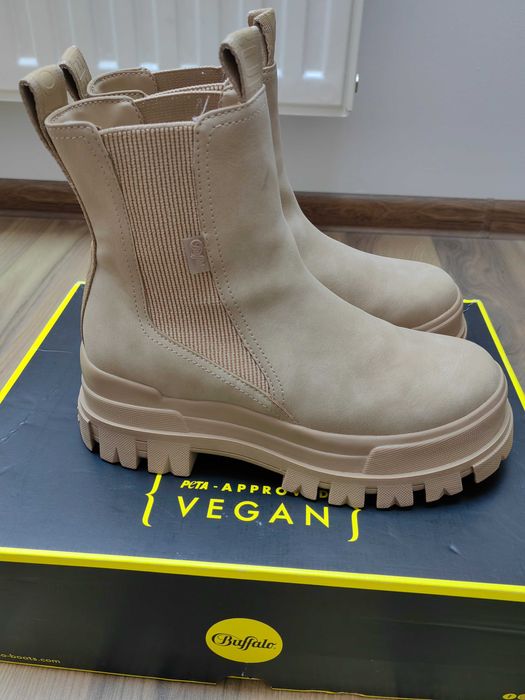 Ghete piele fete bej