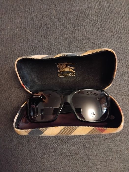Дамски слънчеви очила BURBERRY